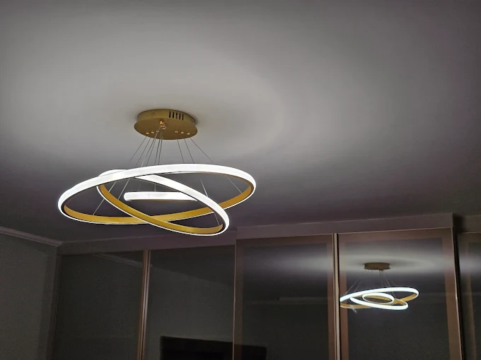 Modernização comercial com iluminação LED